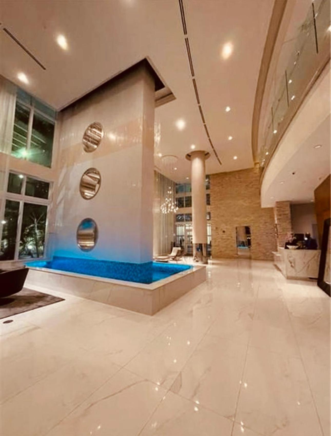 2 Story Loft Downtown Miami Appartement Buitenkant foto