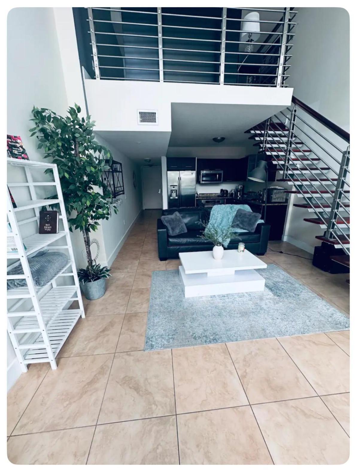 2 Story Loft Downtown Miami Appartement Buitenkant foto